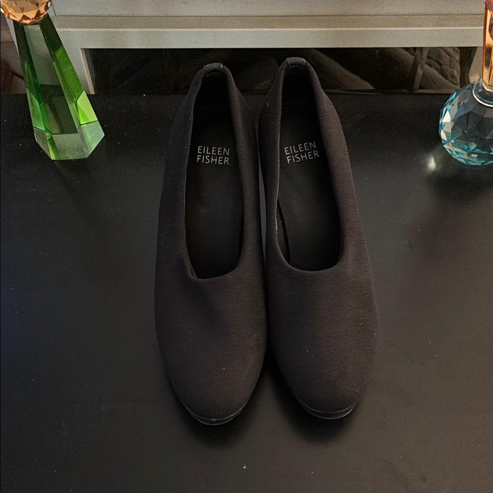 Eileen Fisher Women's Black heels US6.5